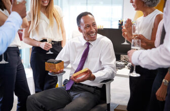 7 Retirement Gift Ideas to Celebrate – Unique Gift Ideas & More